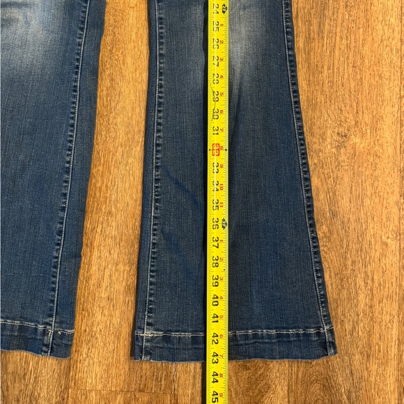 Torrid Bombshell Flare Premium Stretch Jeans Pants Blue Womens Size 14R - Picture 5 of 9